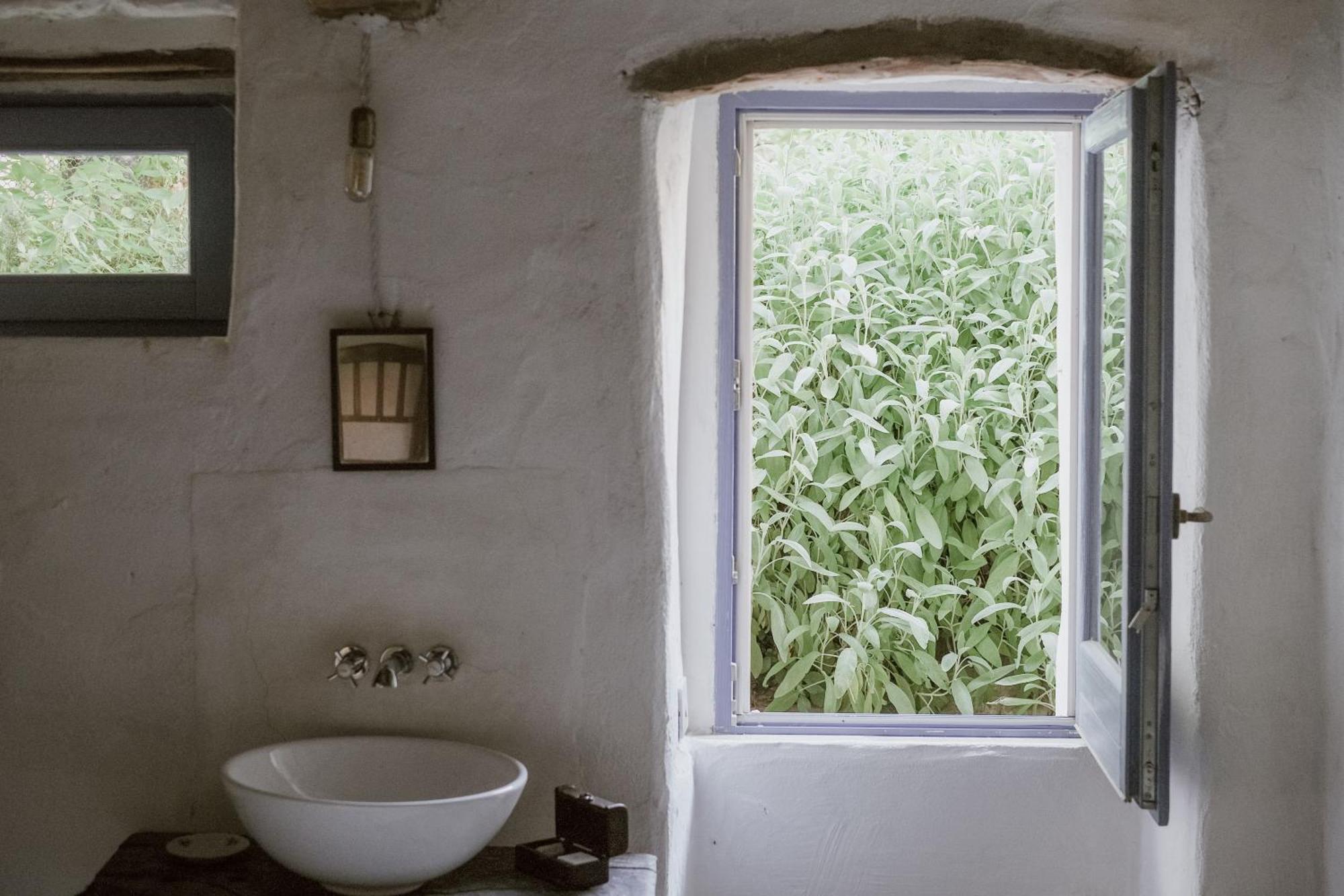 Mario Cesare - Exclusive B&B Gergei Exteriör bild