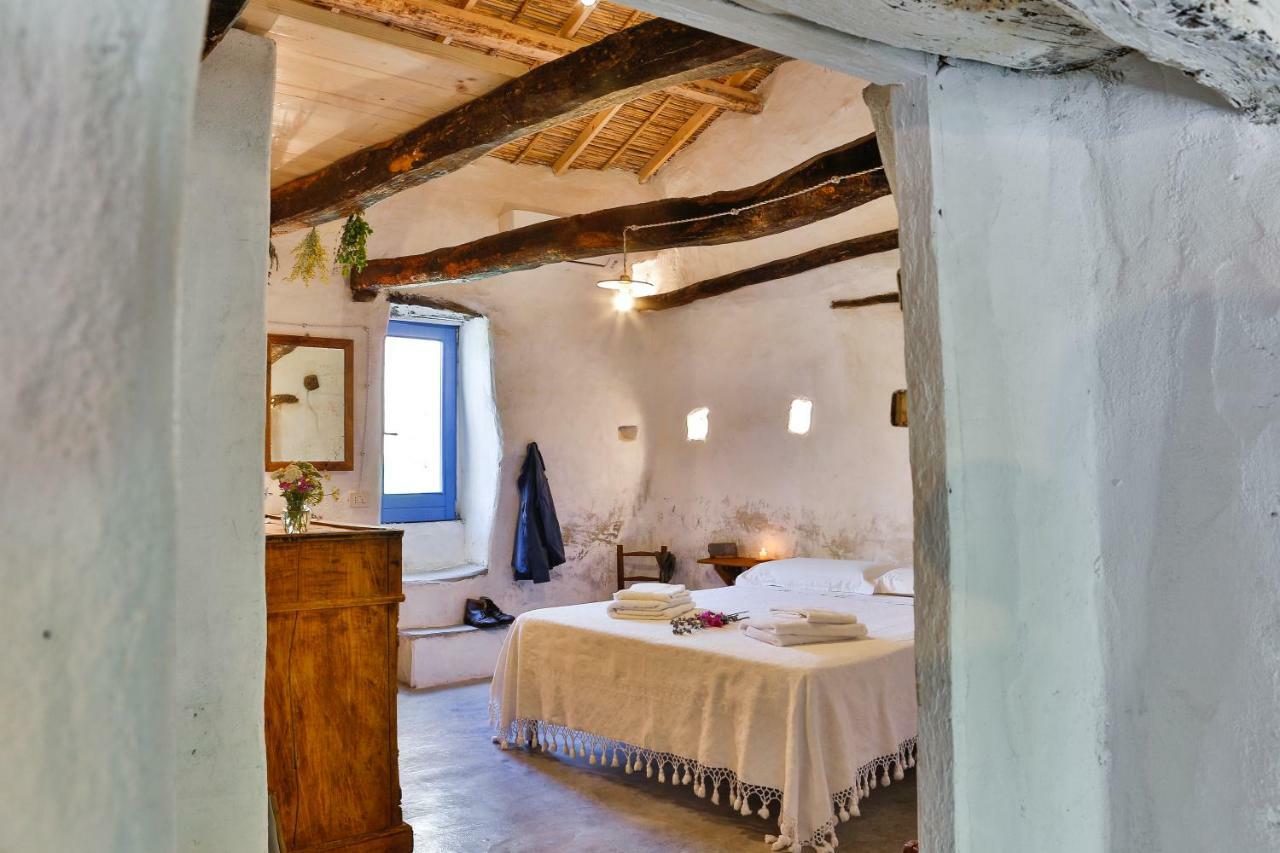 Mario Cesare - Exclusive B&B Gergei Exteriör bild